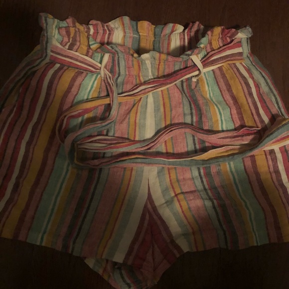 ONLY paperbag vertical stripe shorts - Picture 4 of 4